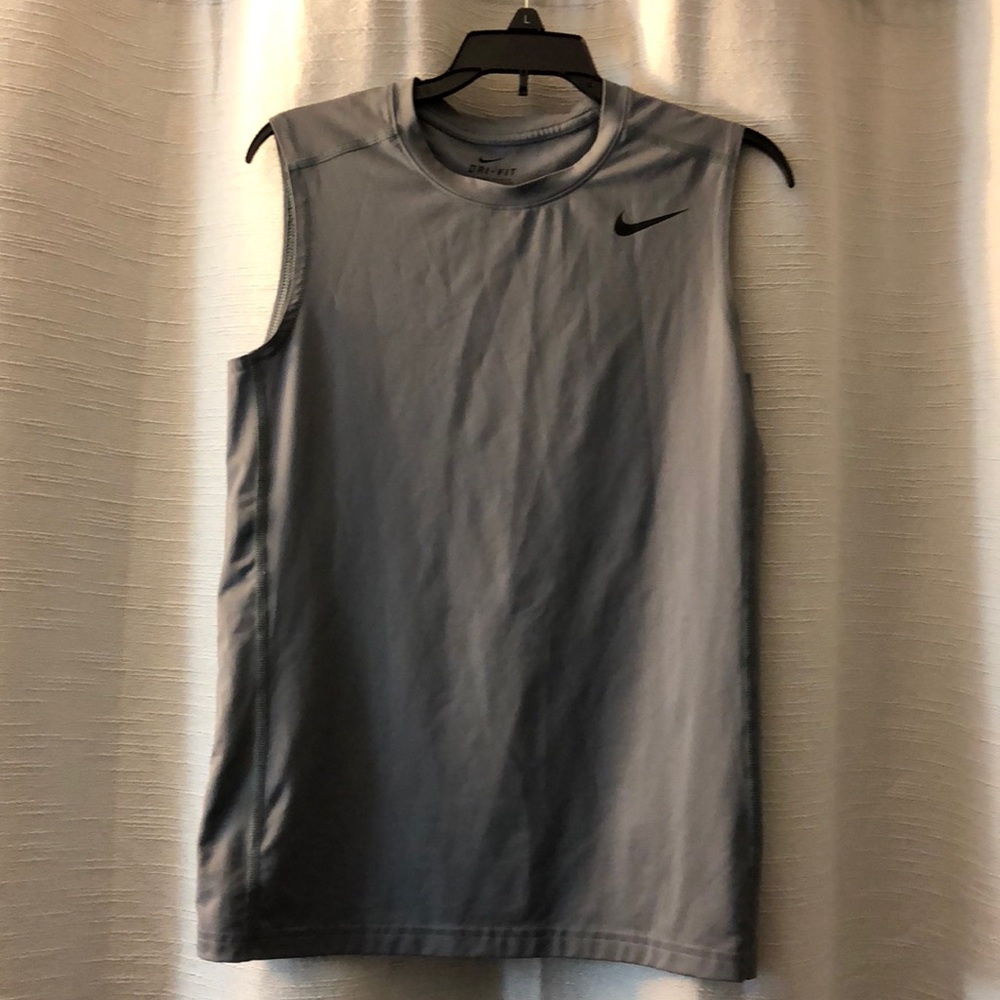Nike Dry-Fit Sleeveless Boys Large